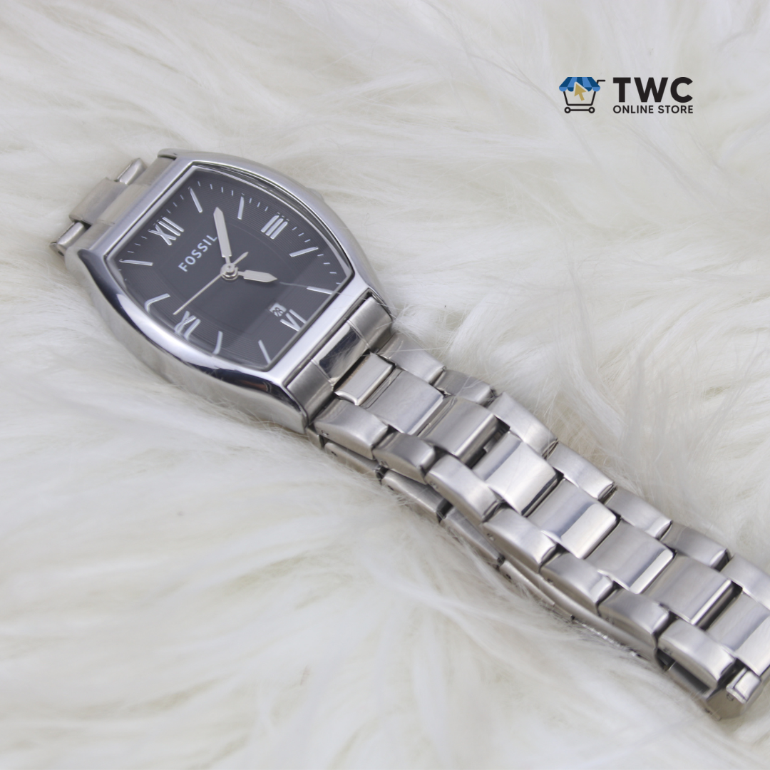 Fossil Oval Silver Watch (Black Time Face) F004 - Image 4